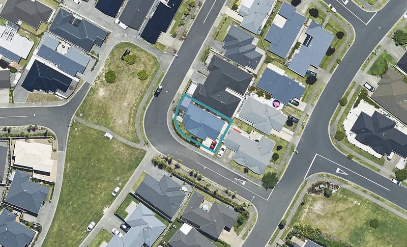 4 Askew Lane, Pyes Pa, Tauranga - Carousel 1