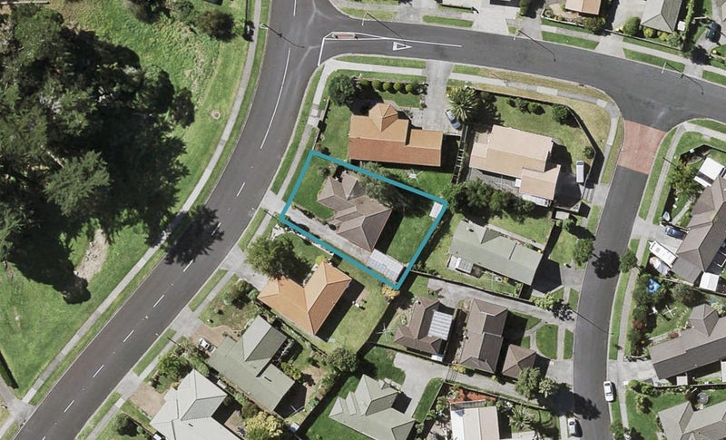 182 Burswood Drive, Burswood, Auckland - Carousel 1