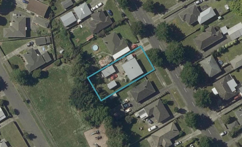 22 SEDDON ST, takaro, Palmerston North - Carousel 1