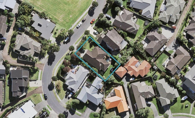 19 Admirals Court Drive, Greenhithe, Auckland - Carousel 1