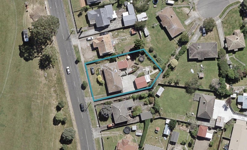 1008 Taita Drive, Taita, Lower Hutt - Carousel 1