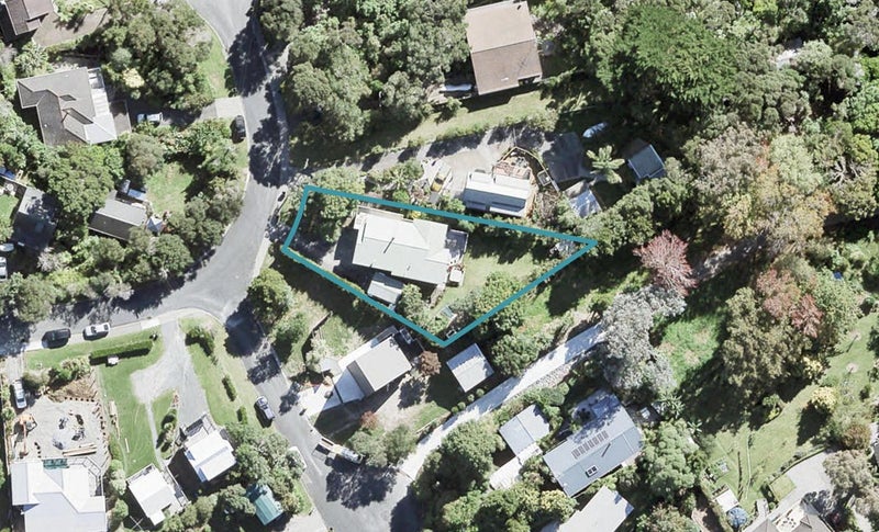 10 Woodlands Avenue, Snells Beach, Snells Beach - Carousel 1