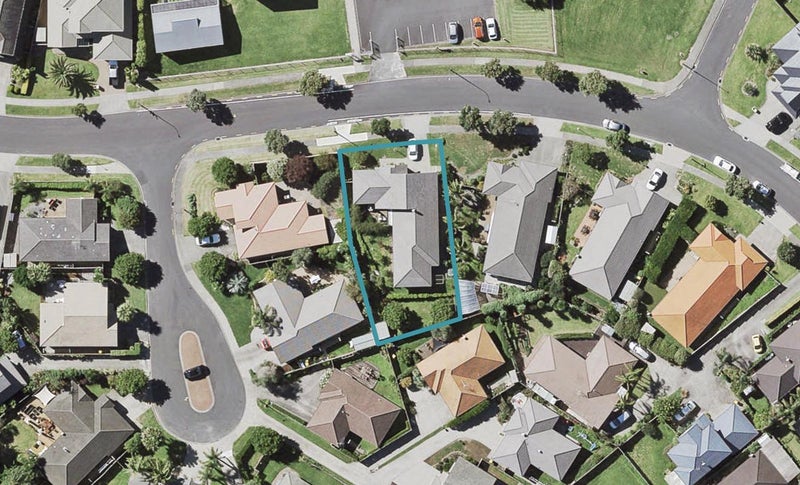 16 Stellamaris Way, Northpark, Auckland - Carousel 1