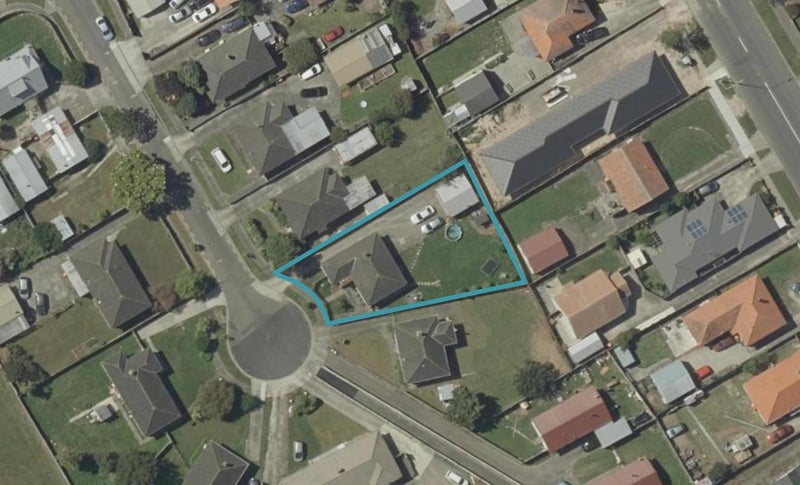 23 Esk Street, Roslyn, Palmerston North - Carousel 1