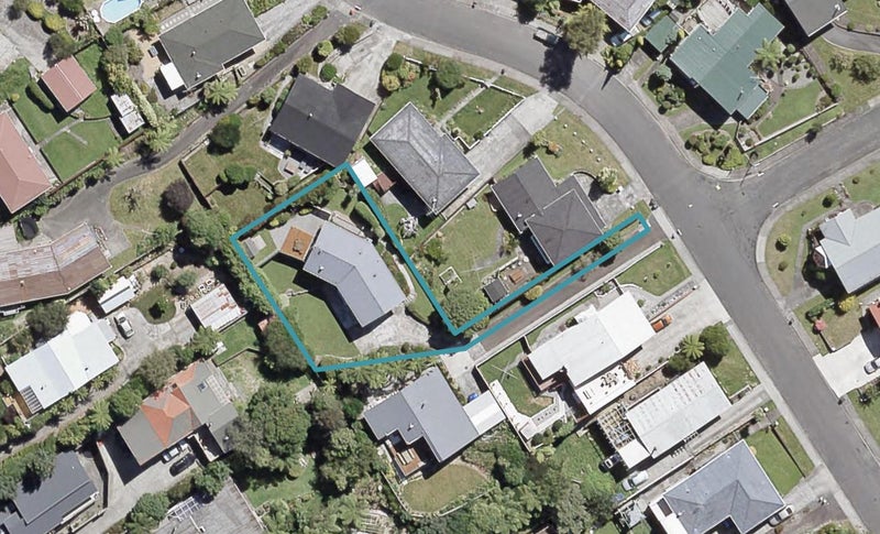 23 Sunnyview Drive, Brown Owl, Upper Hutt - Carousel 1