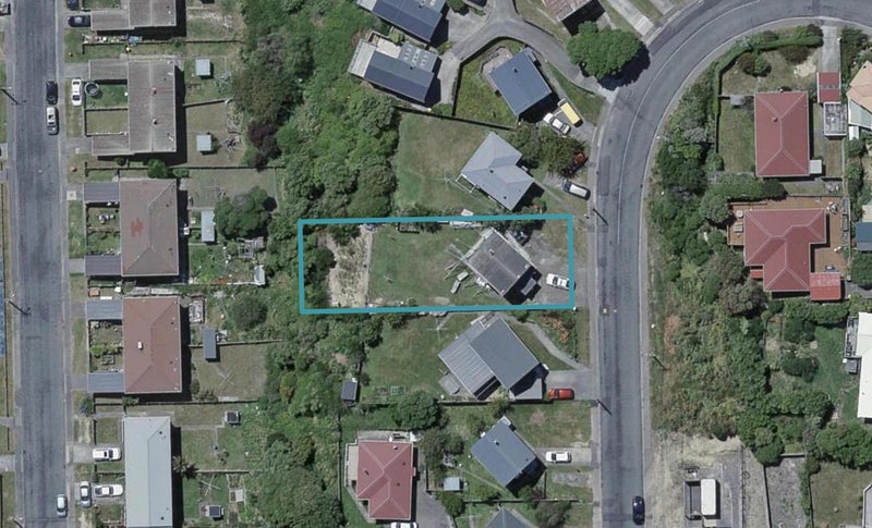 24 Tukanae Street, Strathmore Park, Wellington - Carousel 1