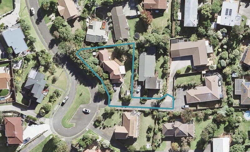4 Cairnbrae Court, Northcross, Auckland - Carousel 1