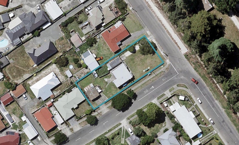 133 Kenilworth Road, Mayfair, Hastings - Carousel 1