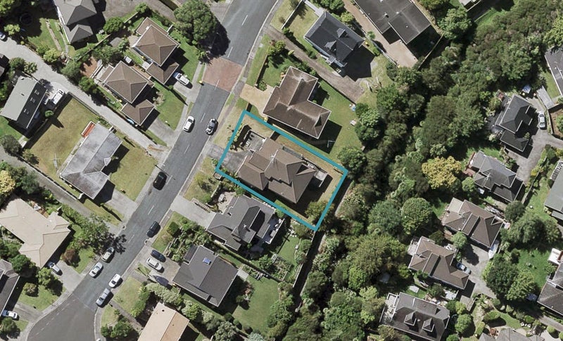 48 Centorian Drive, Windsor Park, Auckland - Carousel 1