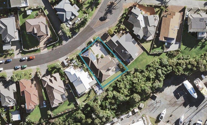 25 Reflection Drive, West Harbour, Auckland - Carousel 1