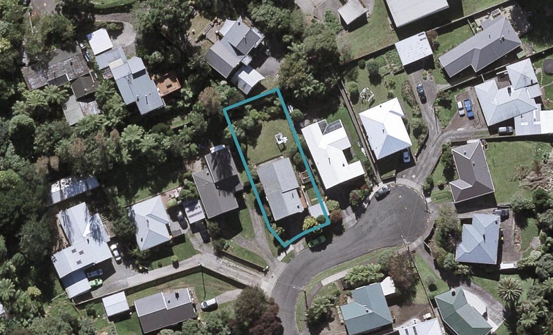27 Elizabeth Place, Ferndale, New Plymouth - Carousel 1