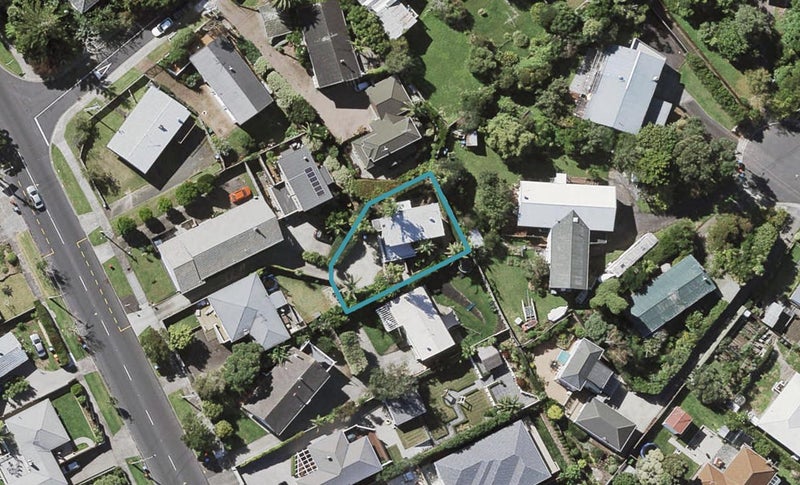 12B Apirana Avenue, Glen Innes, Auckland - Carousel 1