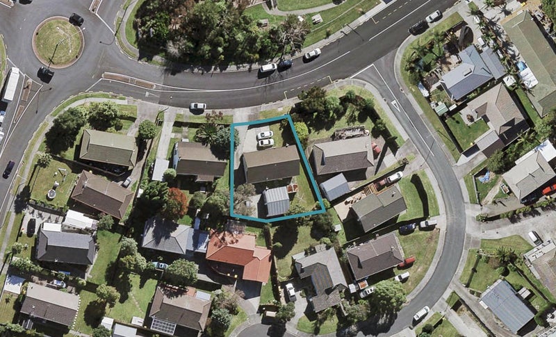 64 Meadowood Drive, Unsworth Heights, Auckland - Carousel 1