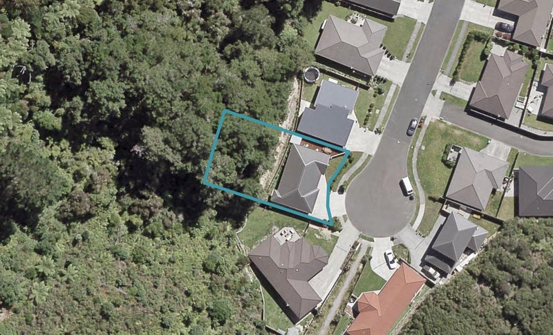 28 Aragon Grove, Kingsley Heights, Upper Hutt - Carousel 1