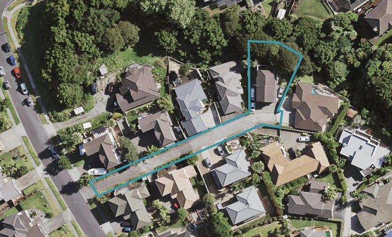 89A Mt Lebanon Crescent, The Gardens, Auckland - Carousel 1