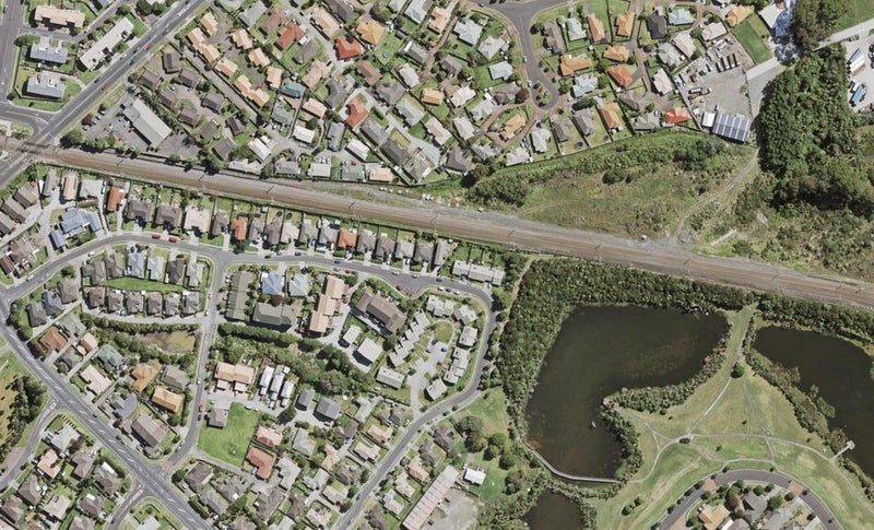 24C Charlenne Close, Ranui, Auckland - Carousel 1