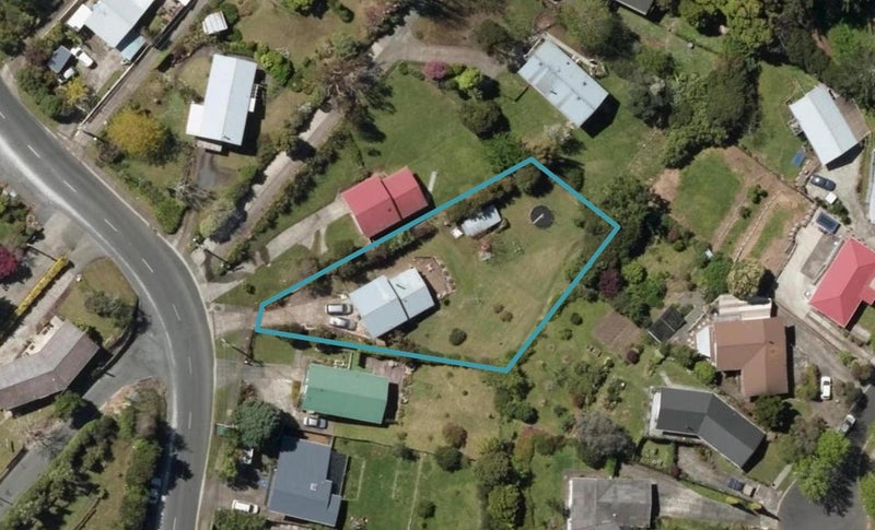 34 Memorial Drive, Parahaki, Whangarei - Carousel 1