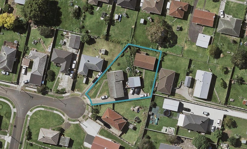 9 Matamata Place, Otara, Auckland - Carousel 1
