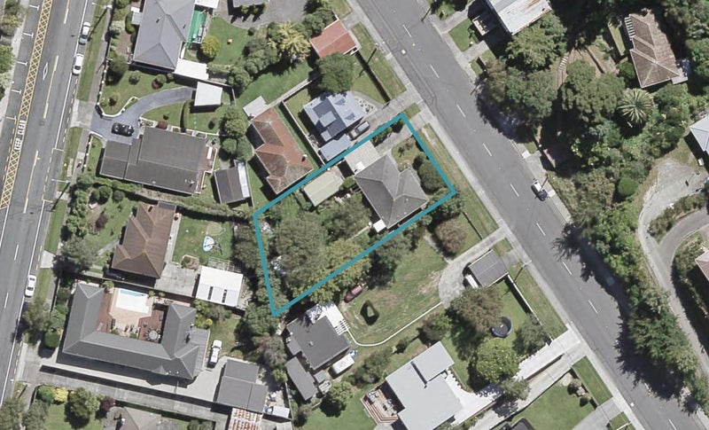 8 Glen Road, Stokes Valley, Lower Hutt - Carousel 1