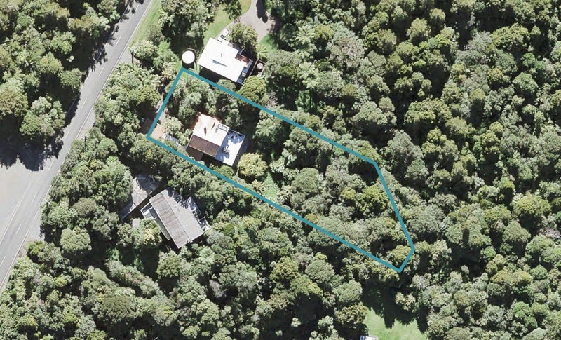 775 Scenic Drive, Henderson Valley, Auckland - Carousel 1
