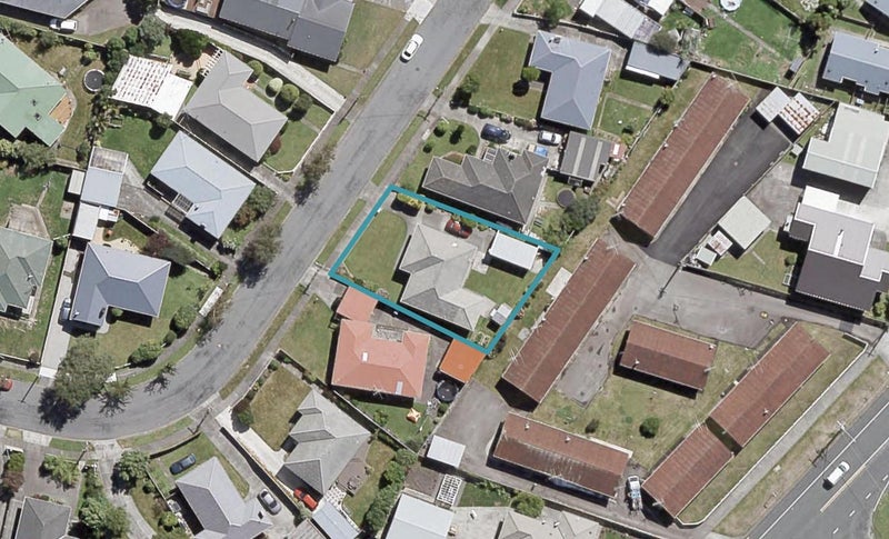 18 Mcdonald Street, Taita, Lower Hutt - Carousel 1