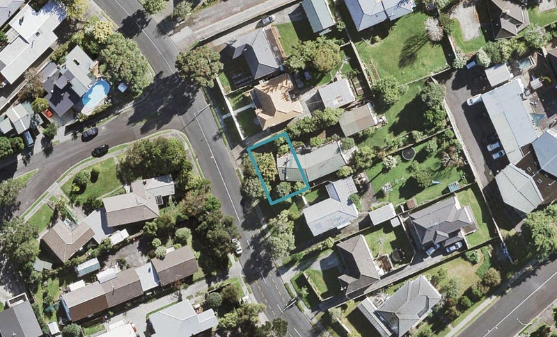 78A Commodore Drive, Lynfield, Auckland - Carousel 1