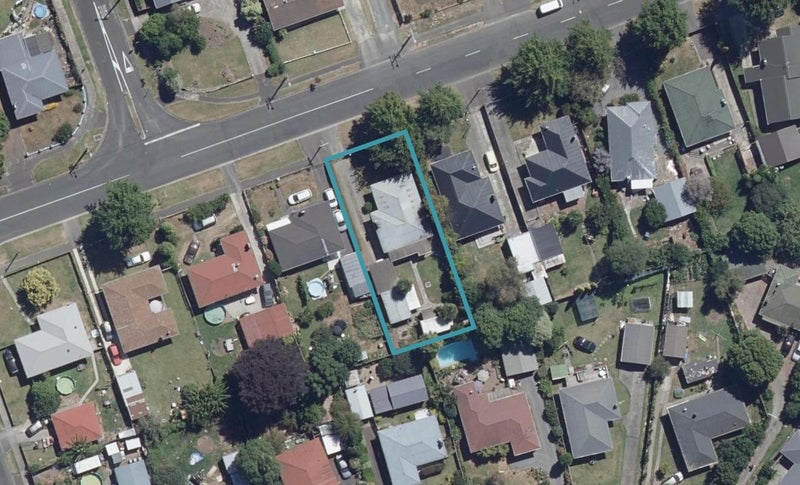 110 Mardon Road, Enderley, Hamilton - Carousel 1