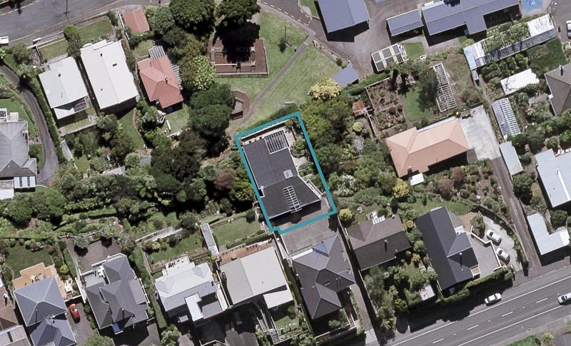 370 Devon Street West, Lynmouth, New Plymouth - Carousel 1