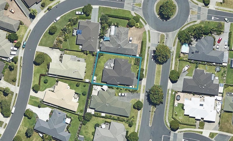 18 Condor Drive, Pyes Pa, Tauranga - Carousel 1