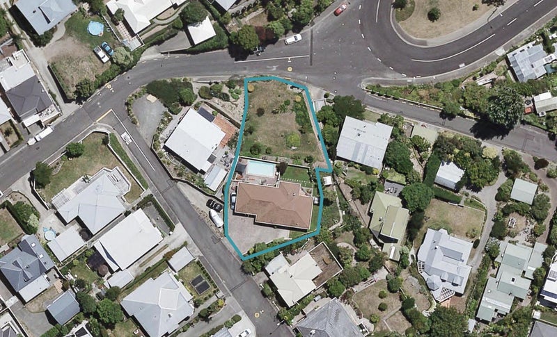 2A Kavanagh Road, Hospital Hill, Napier - Carousel 1
