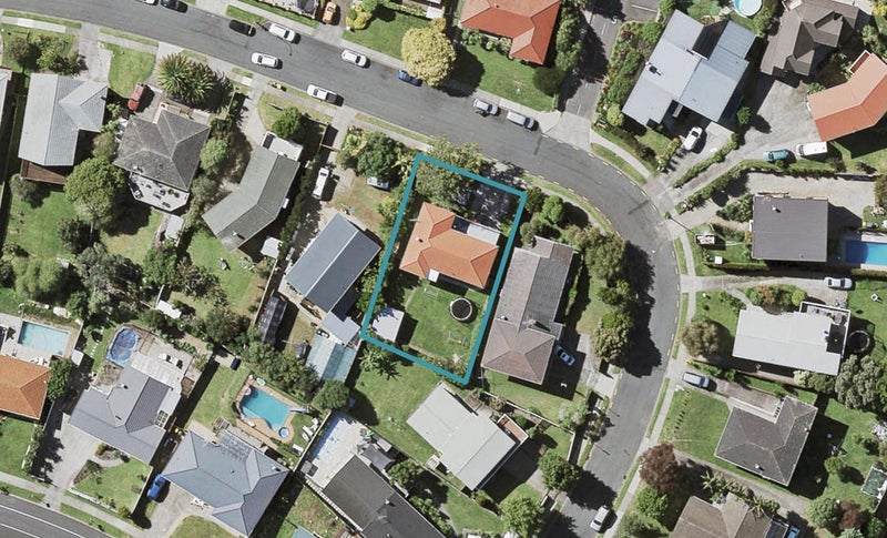 10 The Crest, Sunnyhills, Auckland - Carousel 1