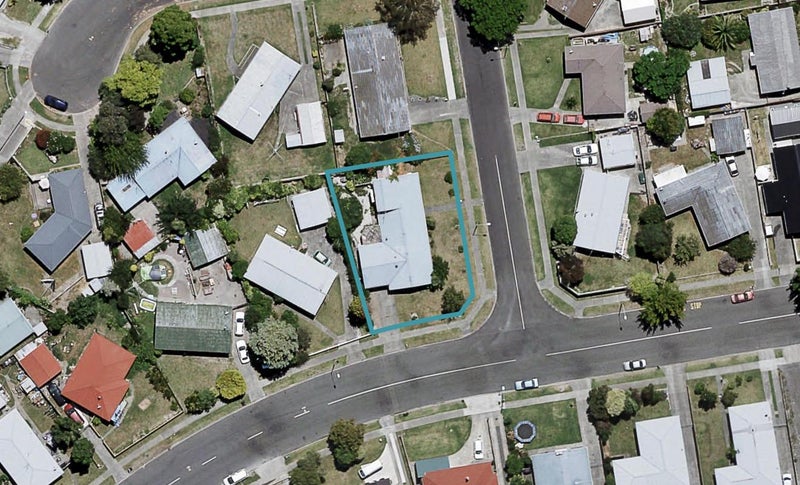 1 Salisbury Avenue, Tamatea, Napier - Carousel 1