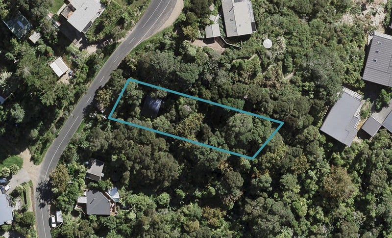 31 Cory Road, Palm Beach, Waiheke Island - Carousel 1