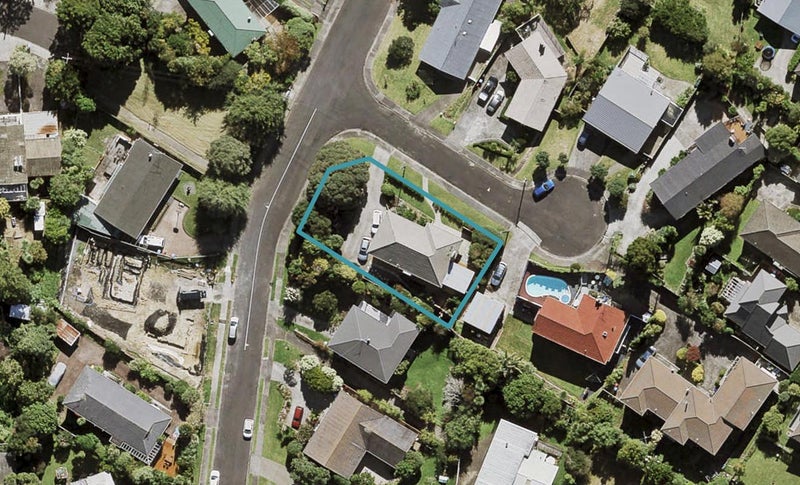 1 Goad Crescent, Hillsborough, Auckland - Carousel 1