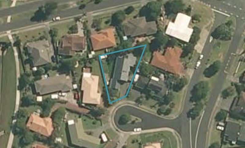 4 Barton Place, Orewa, Orewa - Carousel 1