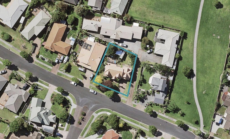 31 Frank Nobilo Drive, Golflands, Auckland - Carousel 1