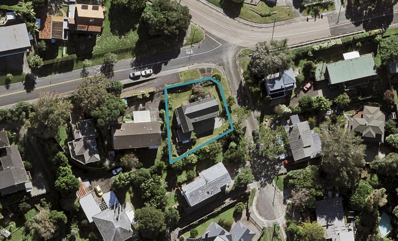 93 Frederick Street, Hillsborough, Auckland - Carousel 1