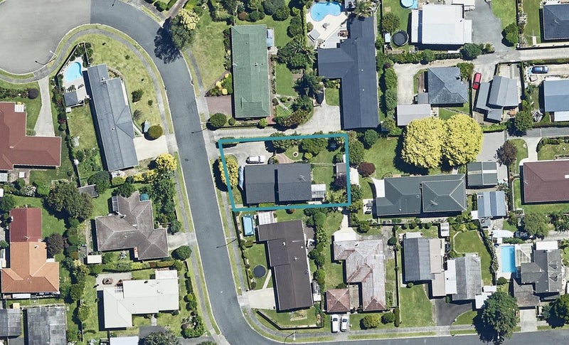 27 Lydbrook Place, Otumoetai, Tauranga - Carousel 1