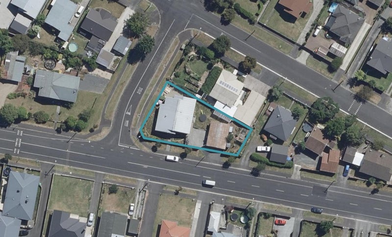 120 Rimu Street, Maeroa, Hamilton - Carousel 1
