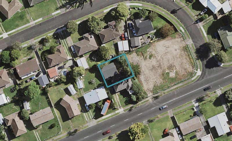 1/111 Wordsworth Road, Manurewa, Auckland - Carousel 1