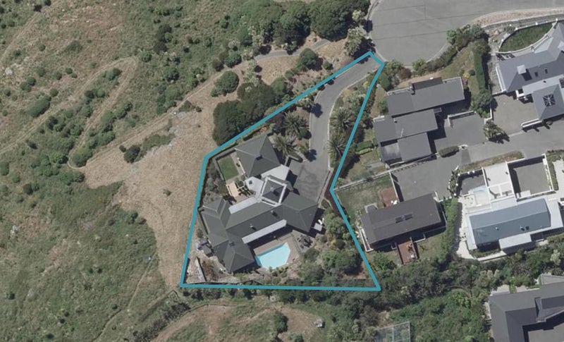 16 Avery Place, Redcliffs, Christchurch - Carousel 1
