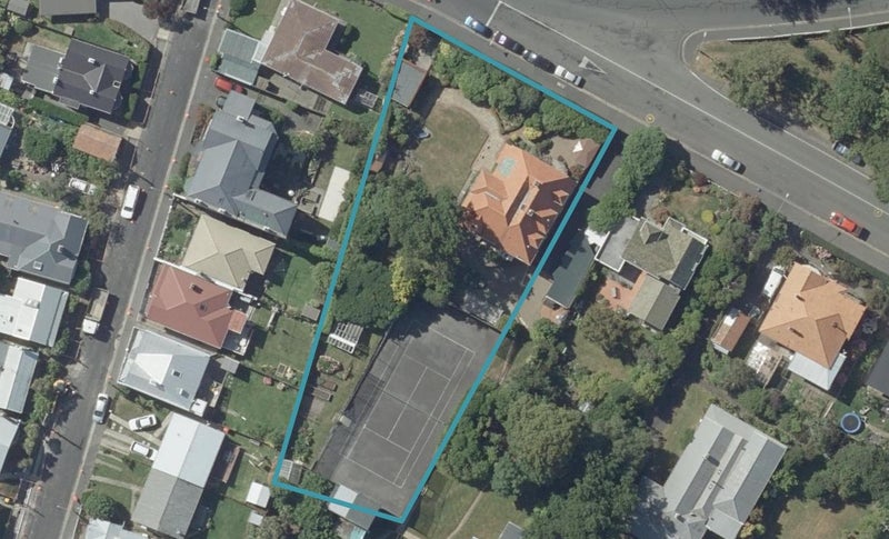 144 Eglinton Road, Mornington, Dunedin - Carousel 1
