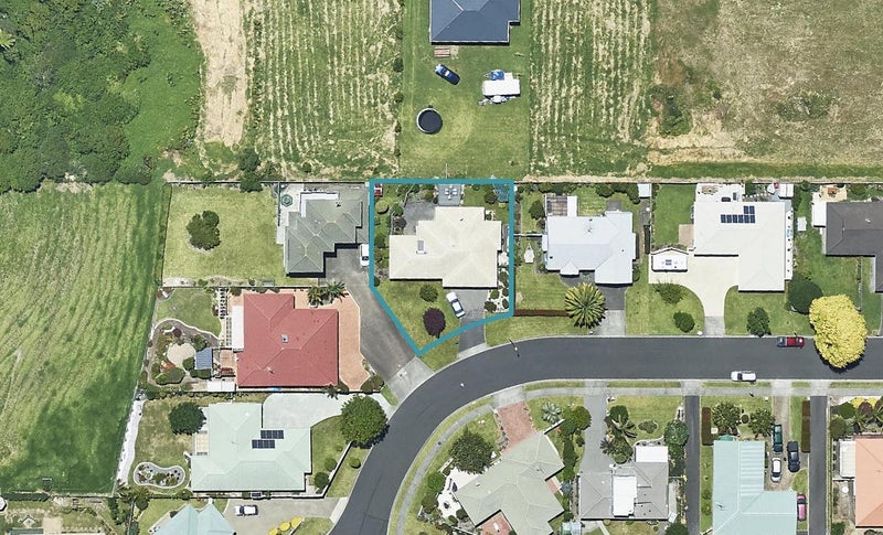 54 Stephens Place, Hairini, Tauranga - Carousel 1