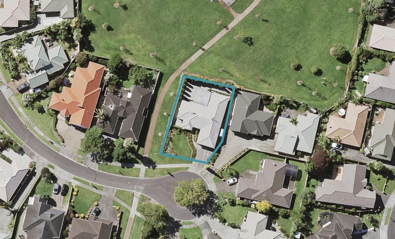16 Bowscale Place, Northpark, Auckland - Carousel 1