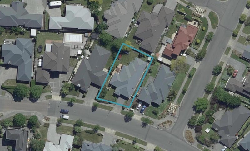 92 Beechwood Drive, Northwood, Christchurch - Carousel 1