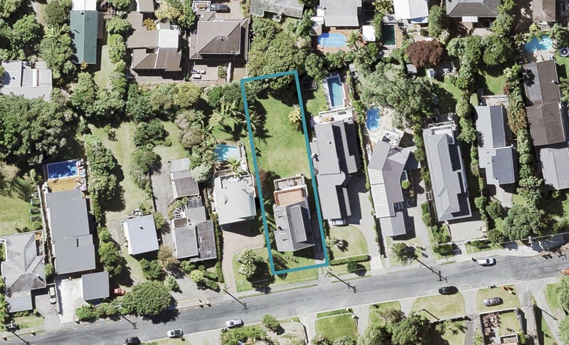 29 Beulah Avenue, Rothesay Bay, Auckland - Carousel 1