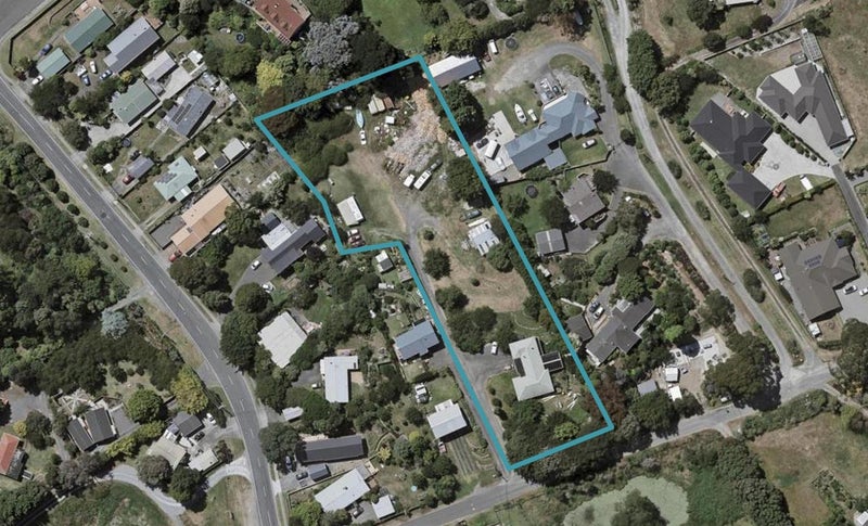 9 Tieko Street, Otaihanga, Paraparaumu - Carousel 1