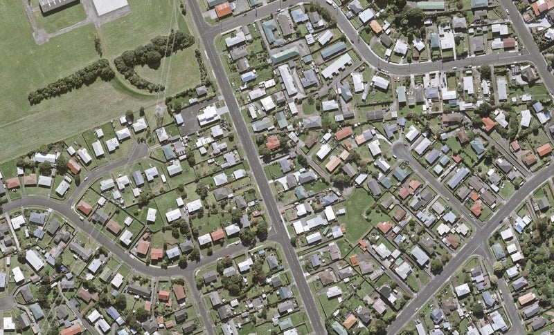 28 Paritutu Road, Spotswood, New Plymouth - Carousel 1