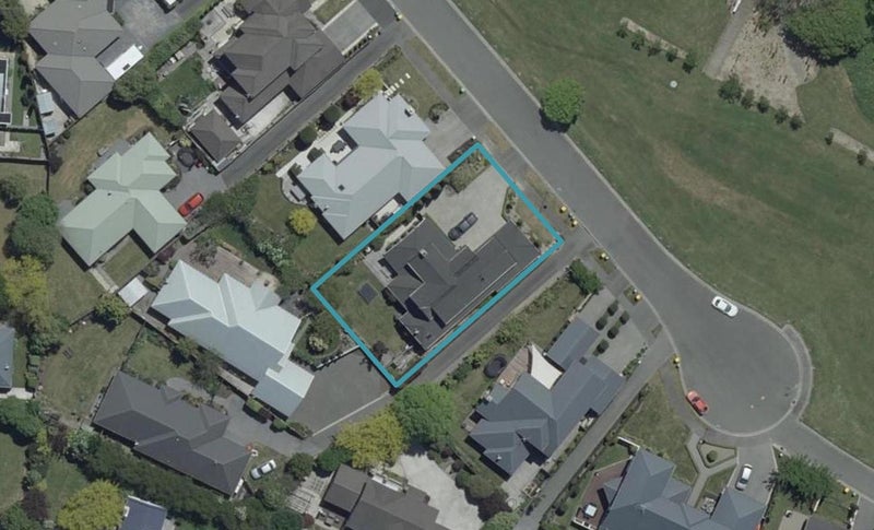 74 Willowview Drive, Redwood, Christchurch - Carousel 1