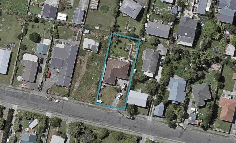 76 Atkinson Avenue, Otaki Beach, Otaki - Carousel 1